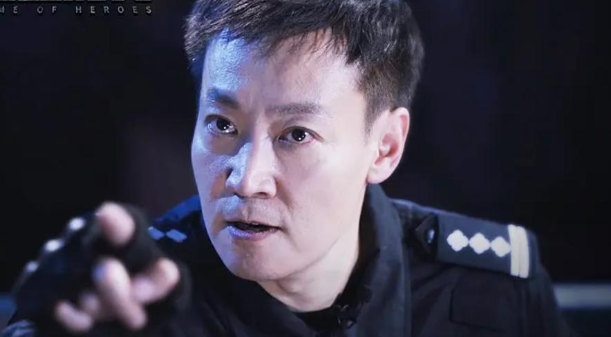 派出所的故事演员，与自然美景的邂逅与内心平和的追寻